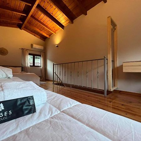 Guesthouse Mouses Kalavryta Ngoại thất bức ảnh
