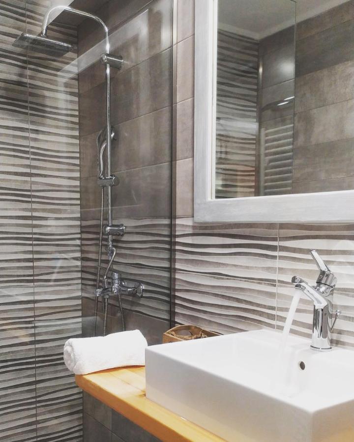 Guesthouse Mouses Kalavryta Ngoại thất bức ảnh